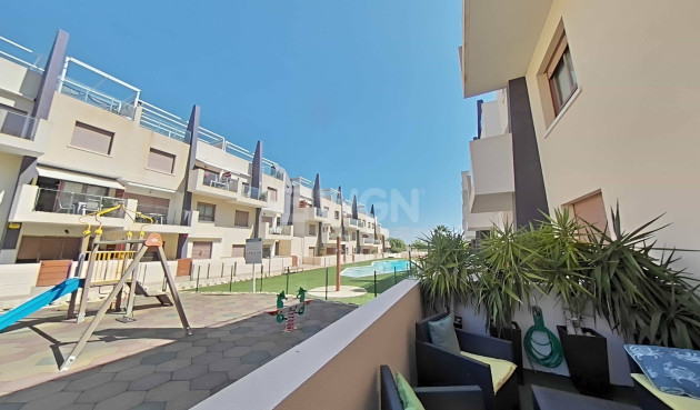 Odsprzedaż - Bungalow - Pilar de la Horadada - La Torre de la Horadada