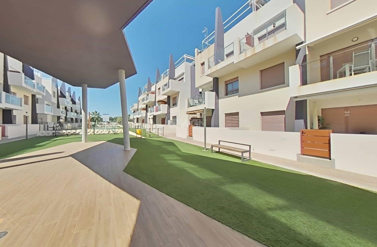 Odsprzedaż - Bungalow - Pilar de la Horadada - La Torre de la Horadada