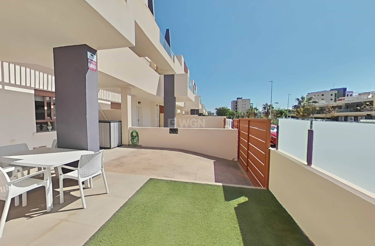 Odsprzedaż - Bungalow - Pilar de la Horadada - La Torre de la Horadada