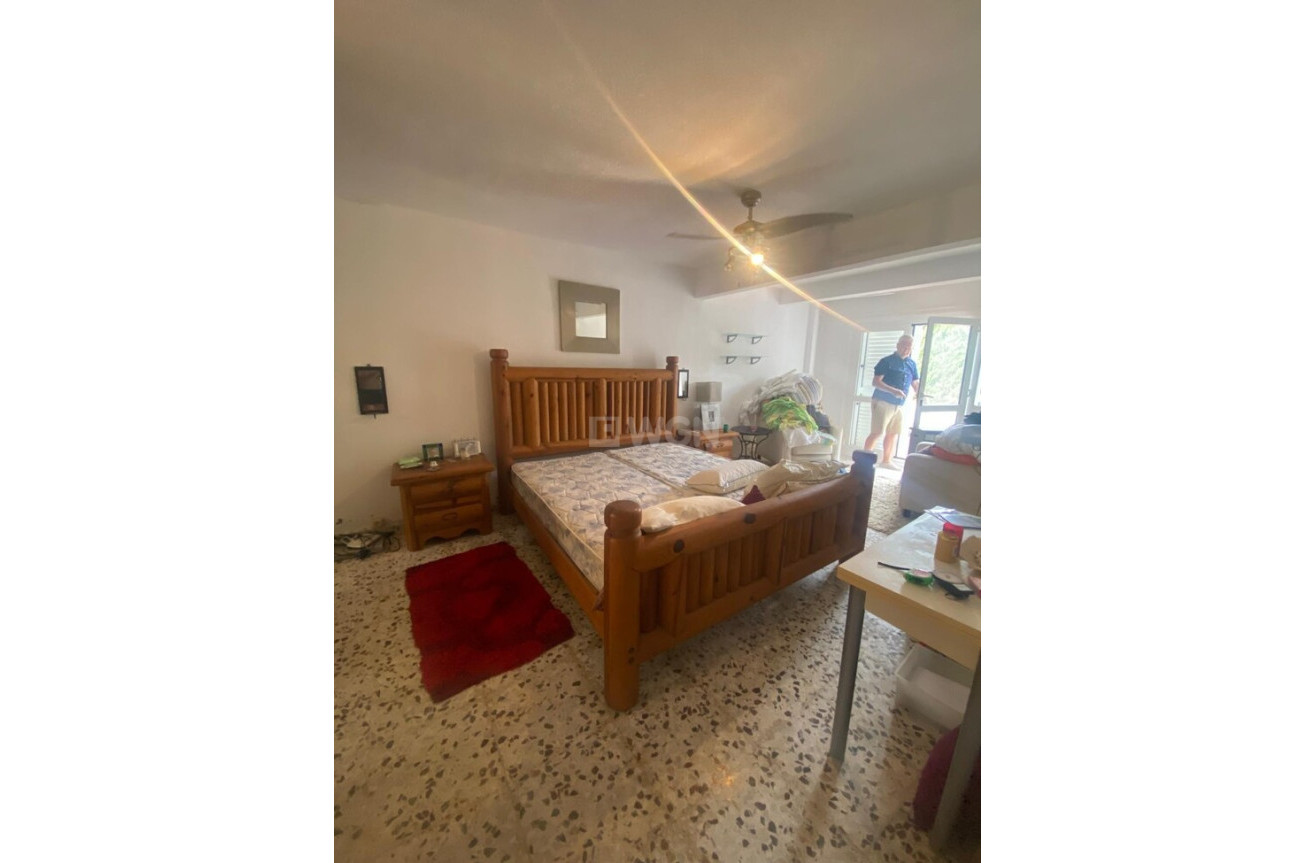 Odsprzedaż - Villa - Los Balcones - Costa Blanca