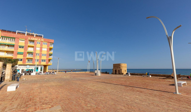 Resale - Apartment / flat - Torrevieja - La Mata