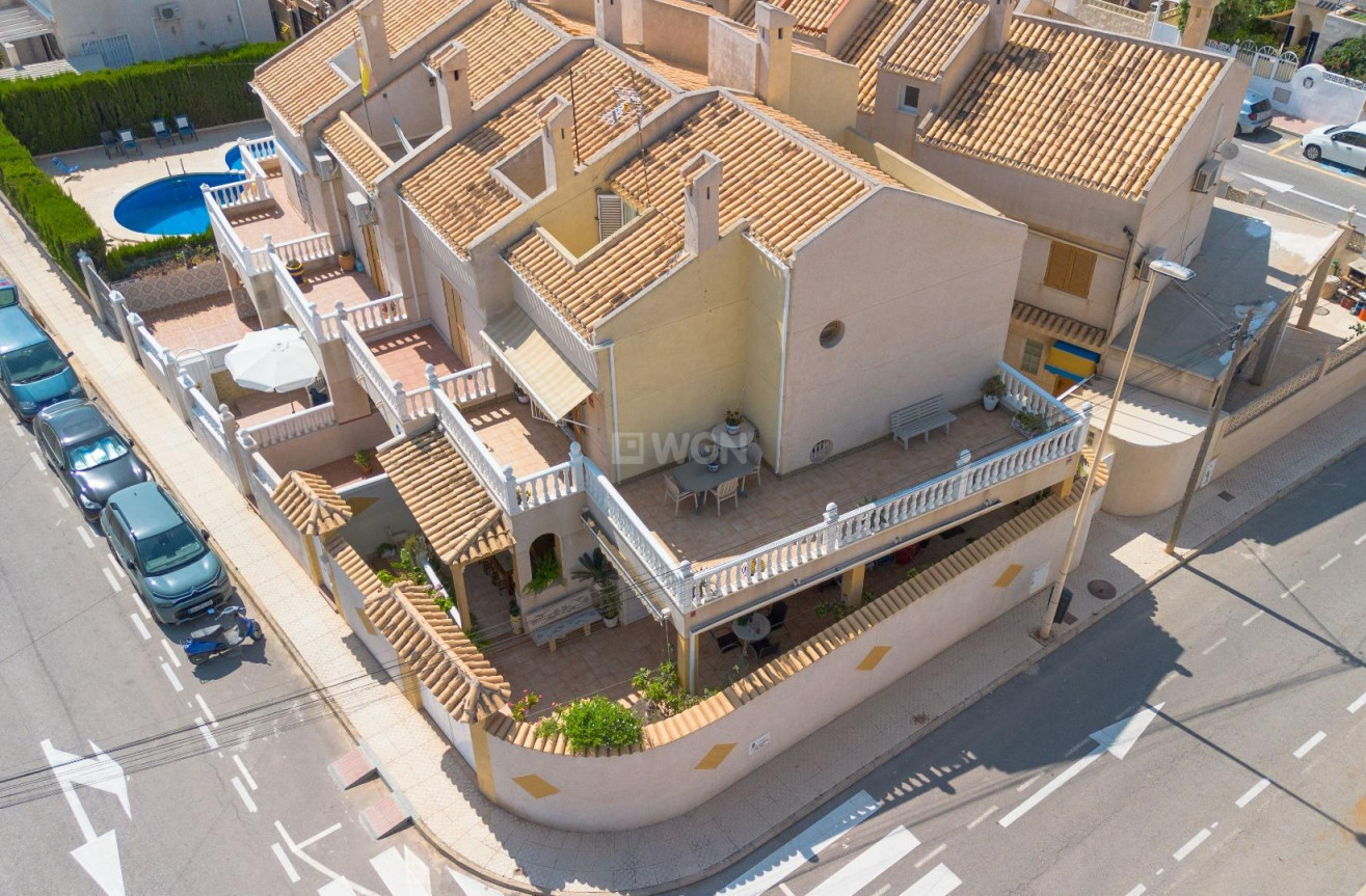 Odsprzedaż - Kamienica - Torrevieja - Los Frutales