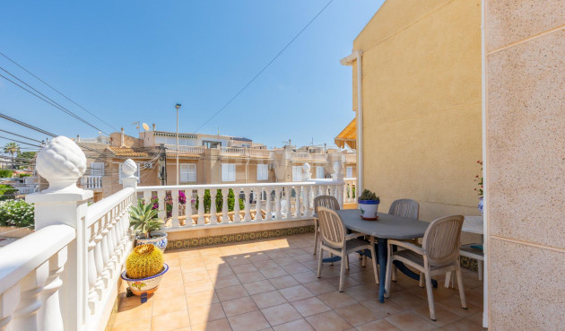 Odsprzedaż - Kamienica - Torrevieja - Los Frutales