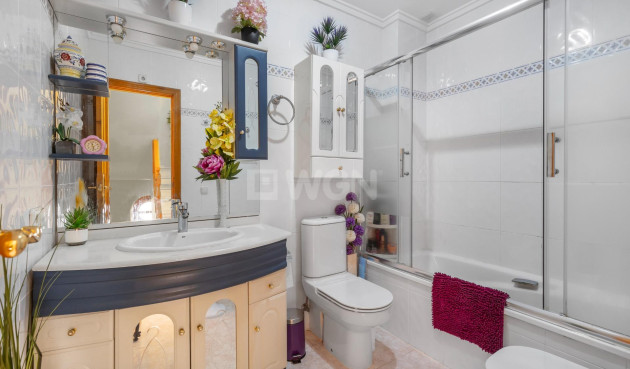 Odsprzedaż - Kamienica - Torrevieja - Los Frutales