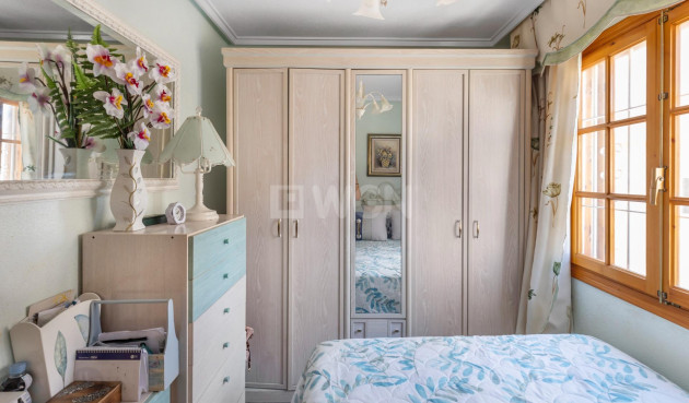 Odsprzedaż - Kamienica - Torrevieja - Los Frutales