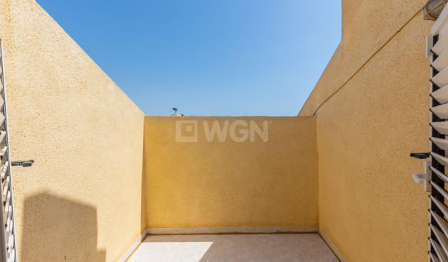 Odsprzedaż - Kamienica - Torrevieja - Los Frutales