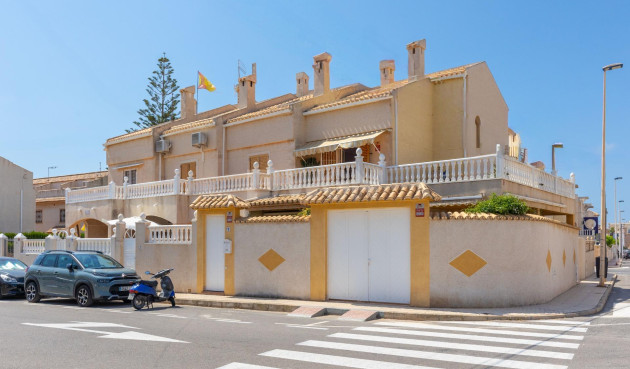 Odsprzedaż - Kamienica - Torrevieja - Los Frutales