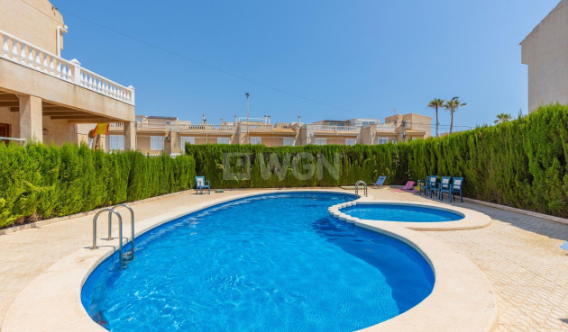 Odsprzedaż - Kamienica - Torrevieja - Los Frutales