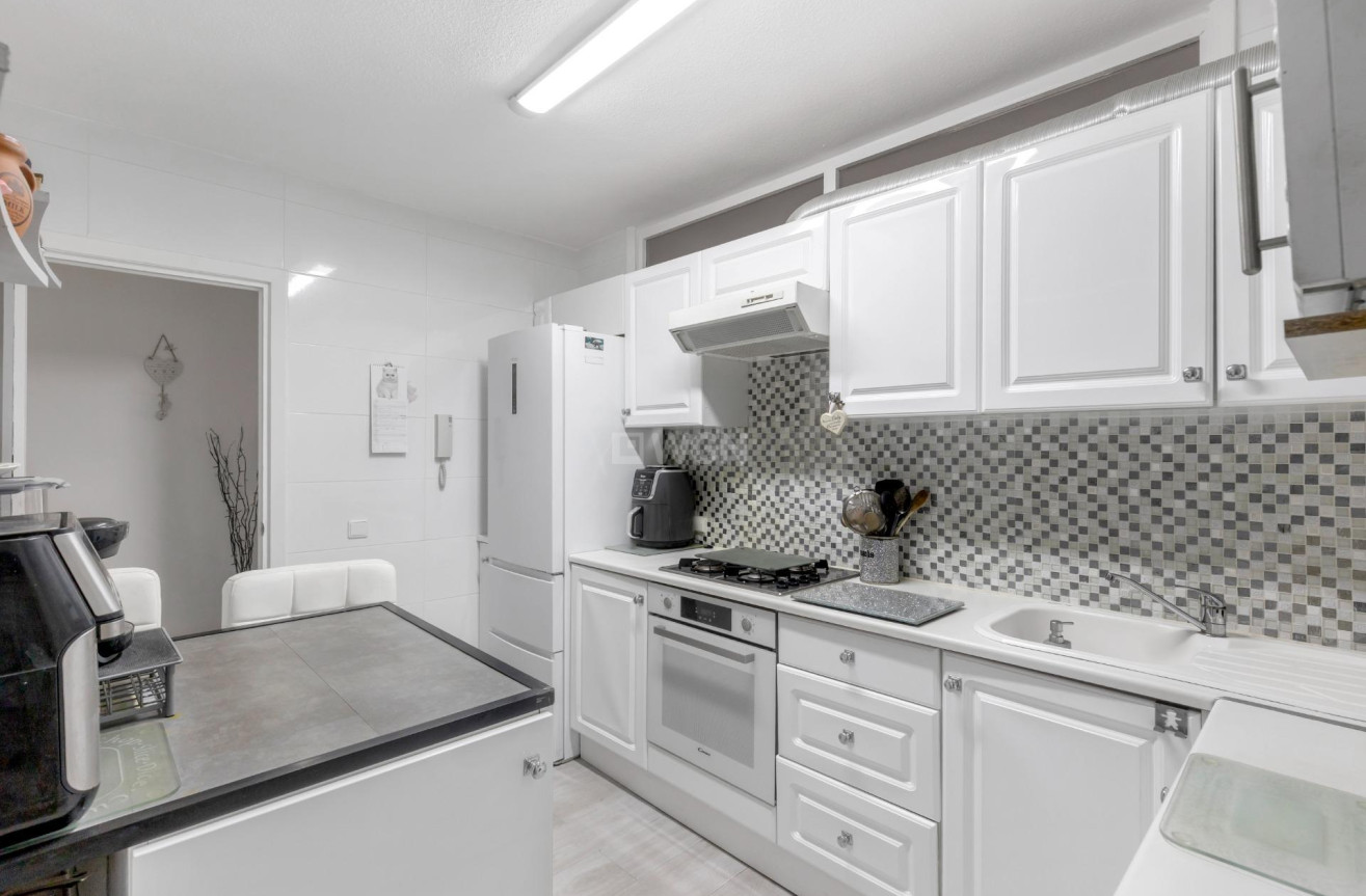 Reventa - Apartamento / piso - Torrevieja - Playa del Cura