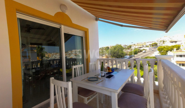 Odsprzedaż - Mieszkanie w bloku - Torrevieja - La Mata