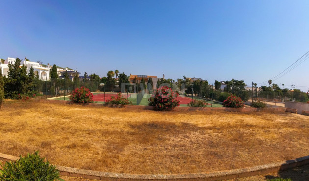 Odsprzedaż - Mieszkanie w bloku - Torrevieja - La Mata