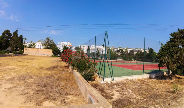 Odsprzedaż - Mieszkanie w bloku - Torrevieja - La Mata