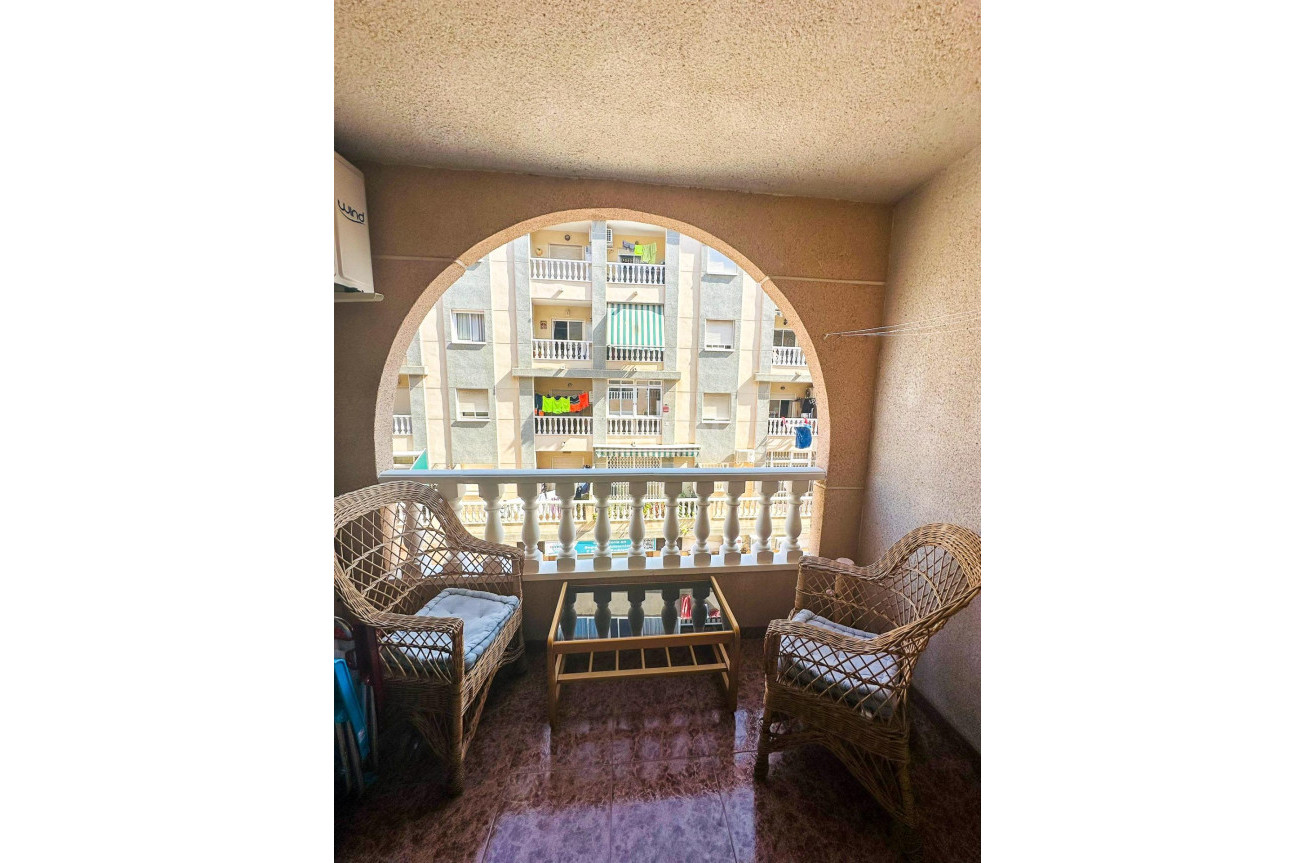 Resale - Apartment / flat - Torrevieja - Centro