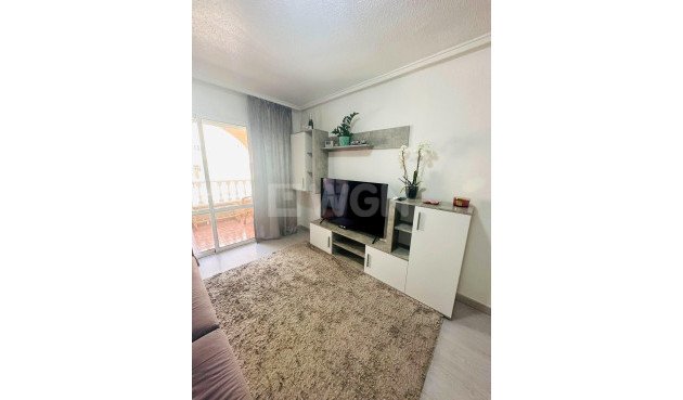 Resale - Apartment / flat - Torrevieja - Centro