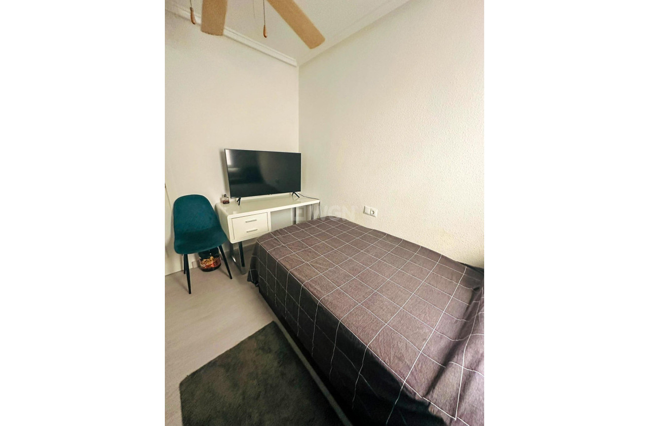 Resale - Apartment / flat - Torrevieja - Centro