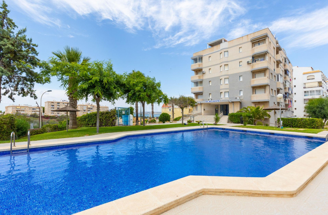 Resale - Apartment / flat - Torrevieja - Torreblanca