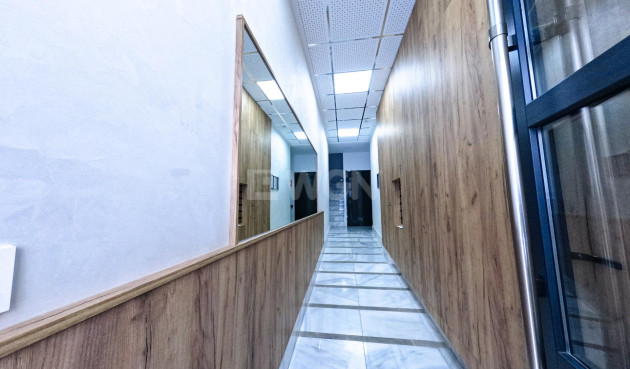 Odsprzedaż - Mieszkanie w bloku - Torrevieja - Playa del Cura