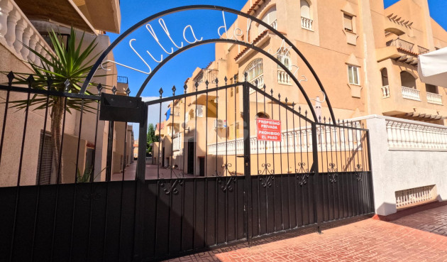 Wiederverkauf - Wohnung - Torrevieja - Playa del Cura