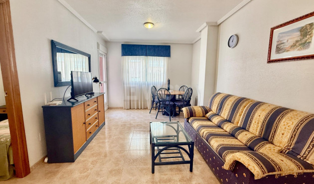 Odsprzedaż - Mieszkanie w bloku - Torrevieja - Centro