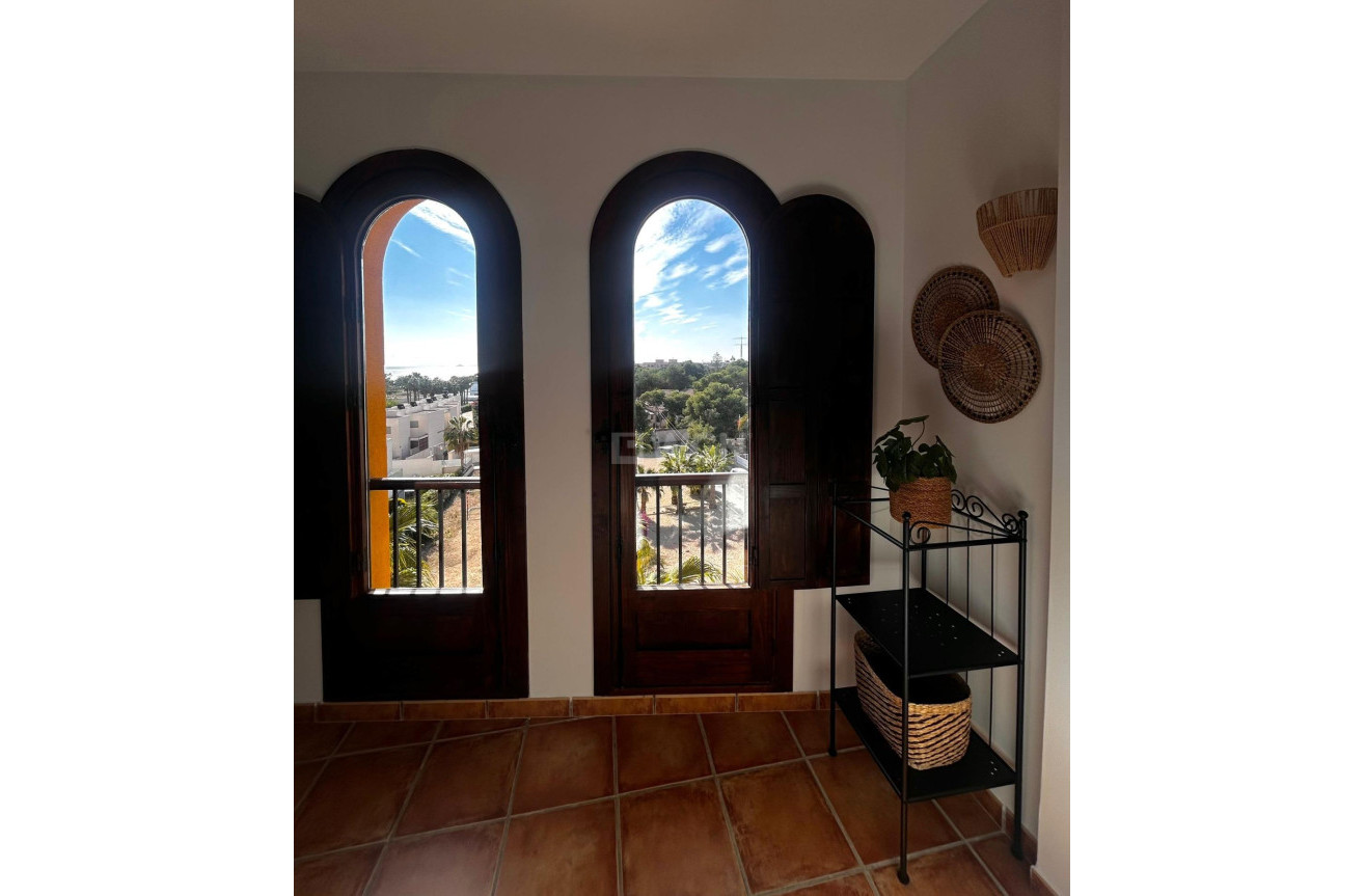 Wiederverkauf - Wohnung - Torrevieja - Punta Prima