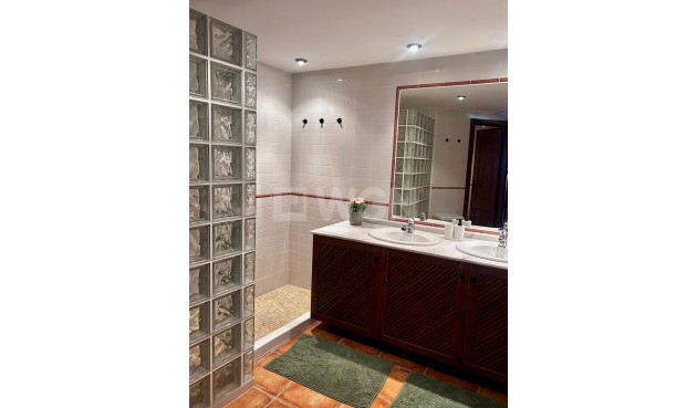 Wiederverkauf - Wohnung - Torrevieja - Punta Prima