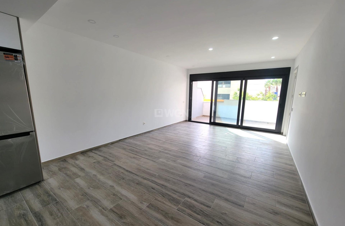 Reventa - Apartamento / piso - Torrevieja - Playa del Cura