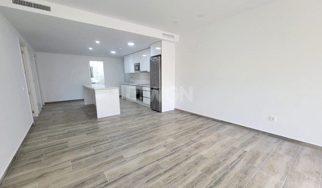 Reventa - Apartamento / piso - Torrevieja - Playa del Cura