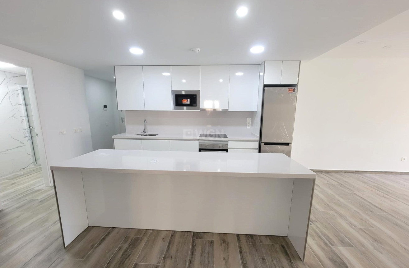 Reventa - Apartamento / piso - Torrevieja - Playa del Cura