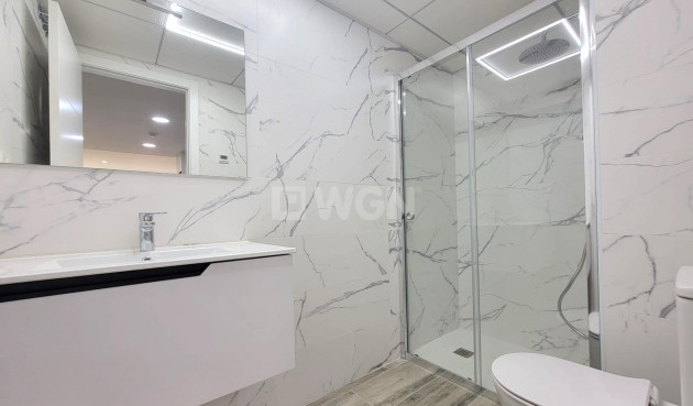 Reventa - Apartamento / piso - Torrevieja - Playa del Cura