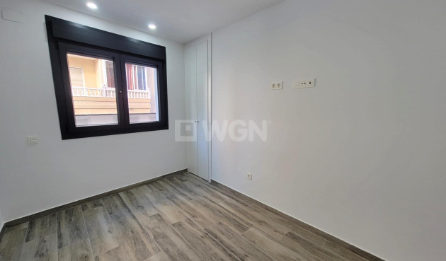Reventa - Apartamento / piso - Torrevieja - Playa del Cura