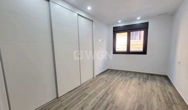 Reventa - Apartamento / piso - Torrevieja - Playa del Cura