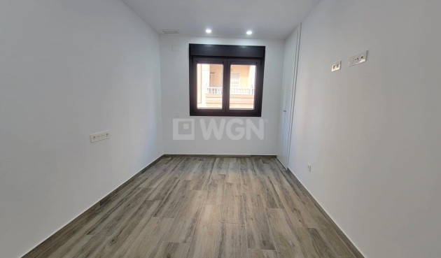 Reventa - Apartamento / piso - Torrevieja - Playa del Cura