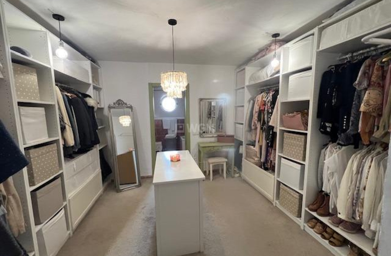 Odsprzedaż - Villa - Dolores - Comunidad Valenciana