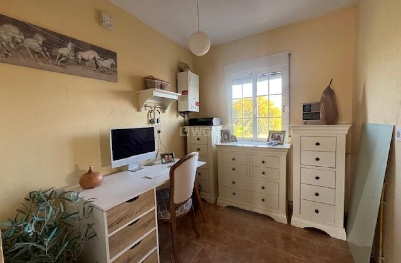 Odsprzedaż - Villa - Dolores - Comunidad Valenciana