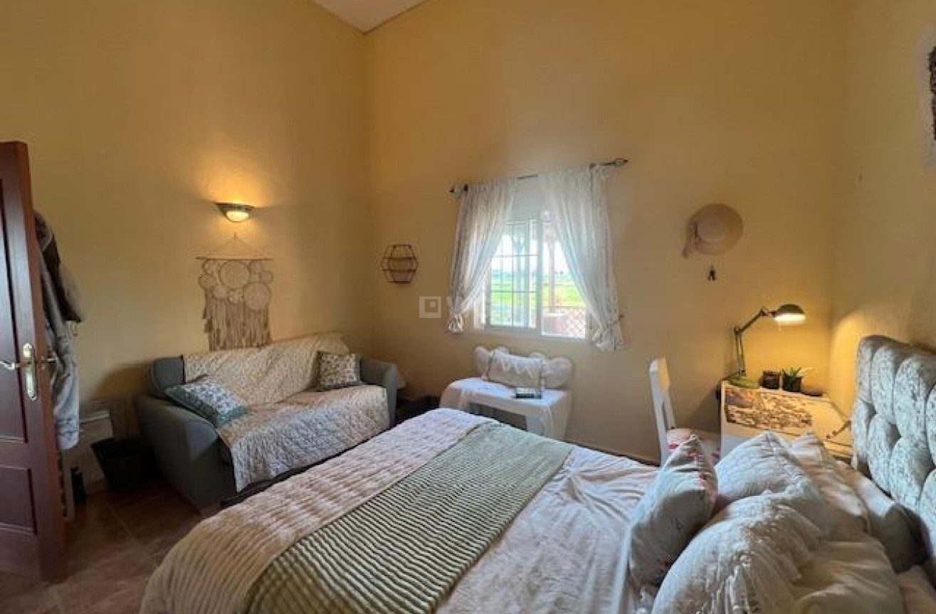 Odsprzedaż - Villa - Dolores - Comunidad Valenciana