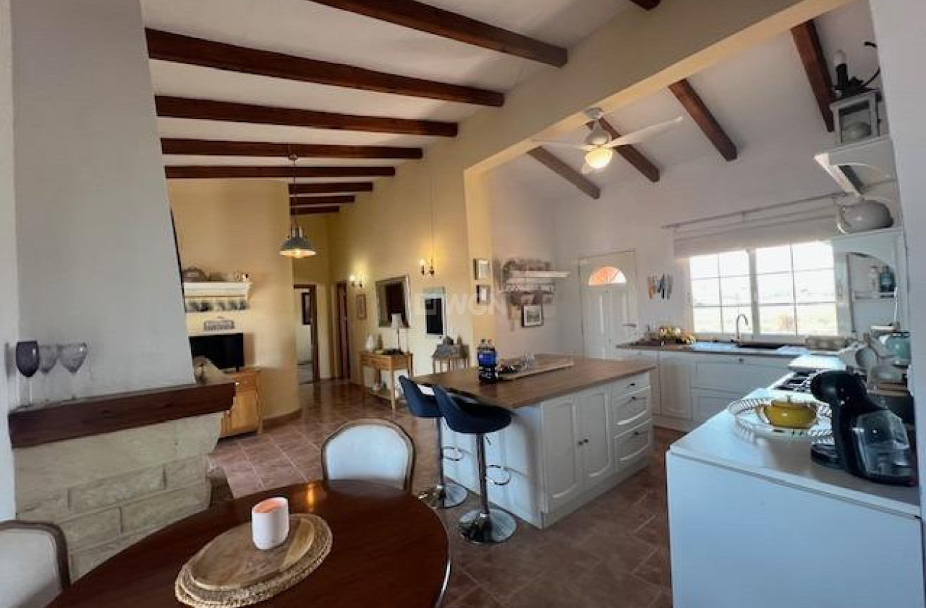 Odsprzedaż - Villa - Dolores - Comunidad Valenciana