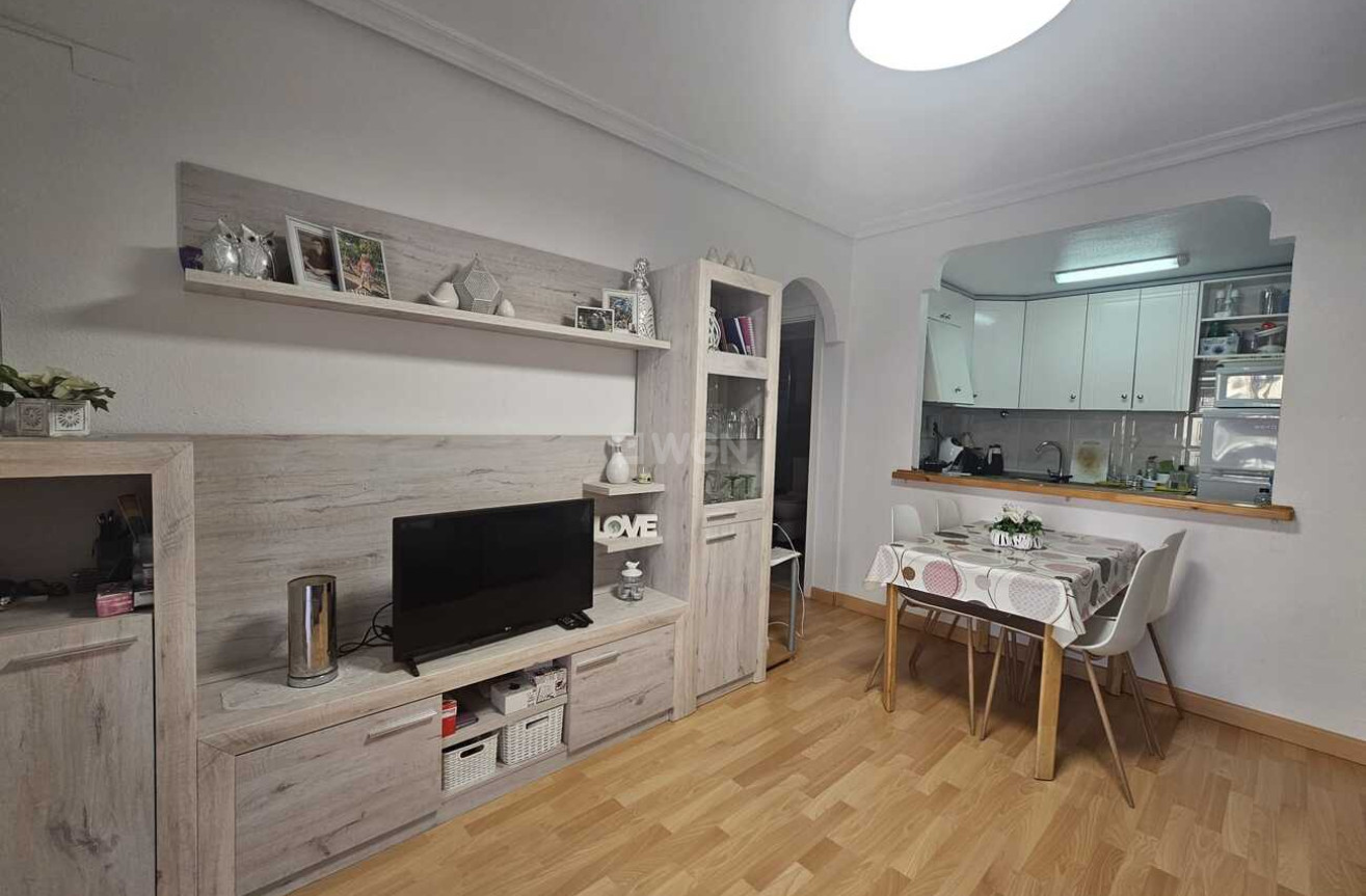 Resale - Apartment / flat - La Mata - Costa Blanca