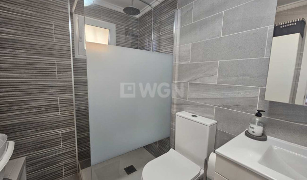 Resale - Apartment / flat - La Mata - Costa Blanca