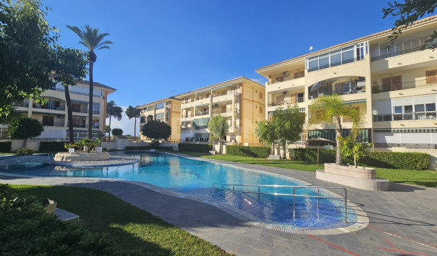 Resale - Apartment / flat - La Mata - Costa Blanca