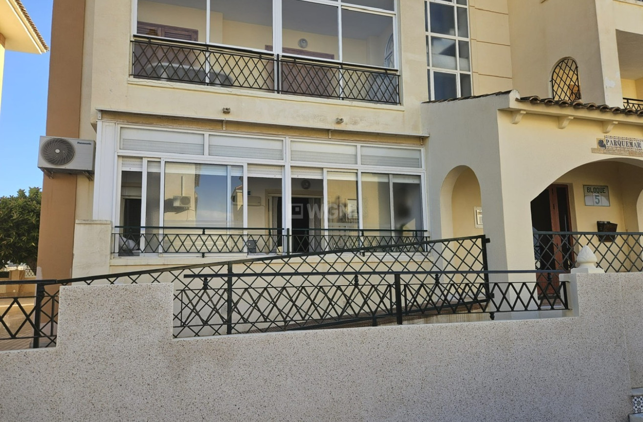 Resale - Apartment / flat - La Mata - Costa Blanca