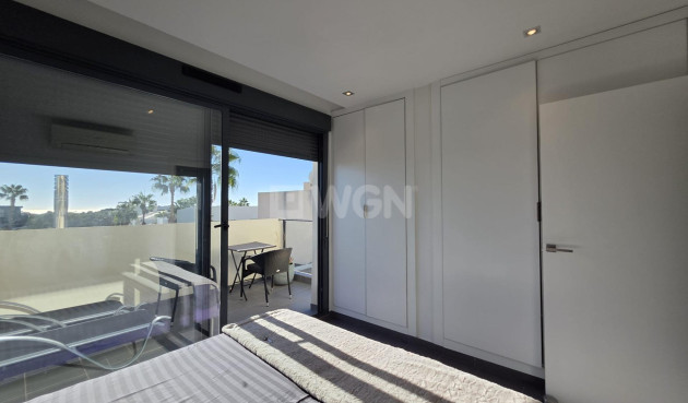 Resale - Villa - Orihuela Costa - Villamartín