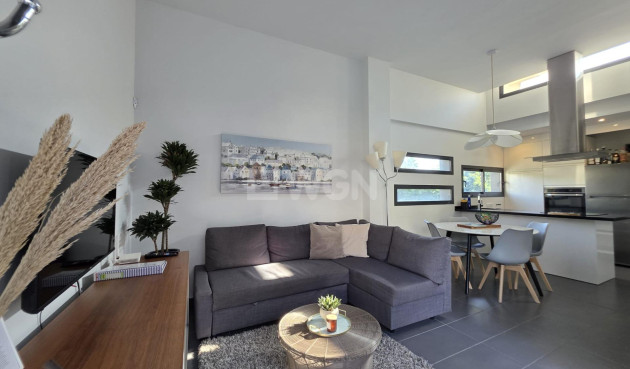 Resale - Villa - Orihuela Costa - Villamartín