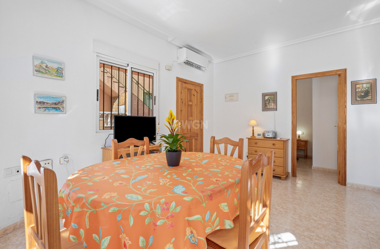 Resale - Villa - Orihuela Costa - Costa Blanca