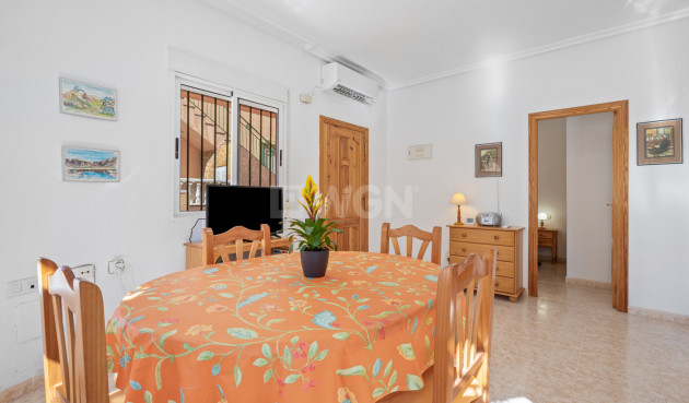 Resale - Villa - Orihuela Costa - Costa Blanca