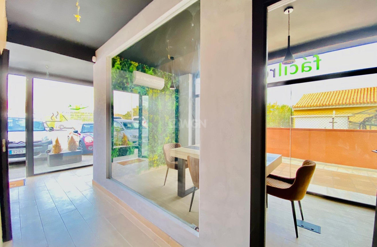 Odsprzedaż - Reklama w telewizji - Orihuela Costa - Villamartín-las Filipinas