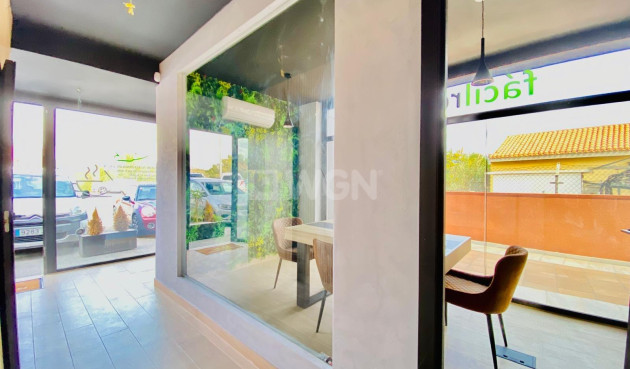 Odsprzedaż - Reklama w telewizji - Orihuela Costa - Villamartín-las Filipinas