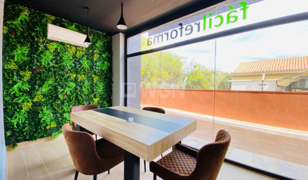 Odsprzedaż - Reklama w telewizji - Orihuela Costa - Villamartín-las Filipinas