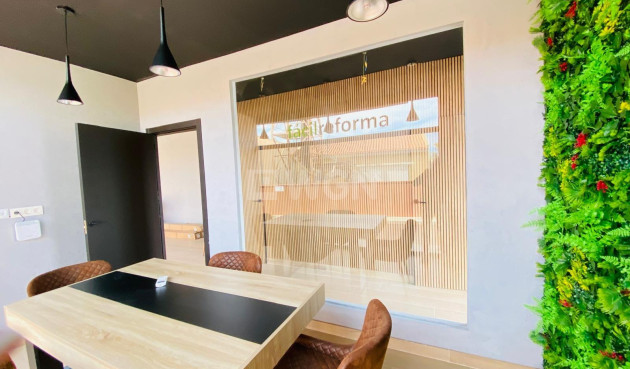 Odsprzedaż - Reklama w telewizji - Orihuela Costa - Villamartín-las Filipinas