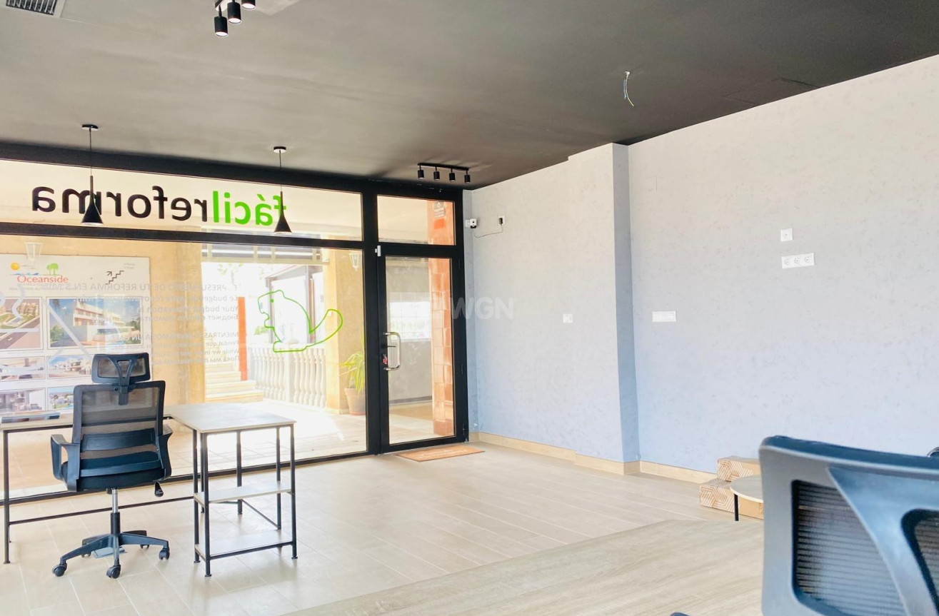 Odsprzedaż - Reklama w telewizji - Orihuela Costa - Villamartín-las Filipinas