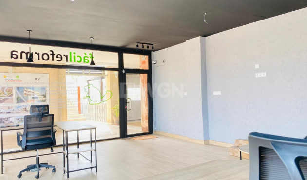 Odsprzedaż - Reklama w telewizji - Orihuela Costa - Villamartín-las Filipinas